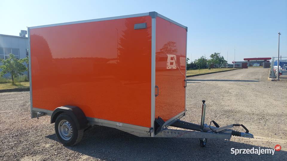 Furgon Kontener z Trapem Najazd Garaż mobilny Leszno sprzedam