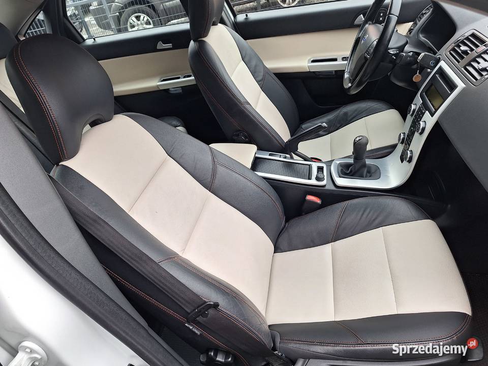 Volvo V50 SPROWADZONY SERWISOWANY OPONY ZIMOWE bluetooth Zamość