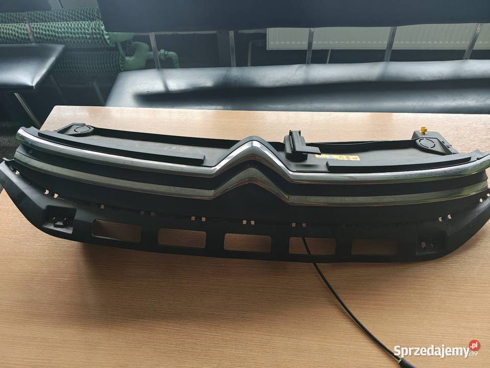 Atrapa grill c3 III sprzedam