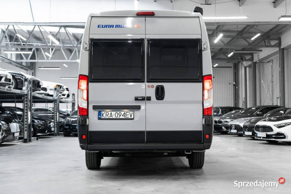 samochody kempingowe Euramobil 635 HB Salon Węgrzce