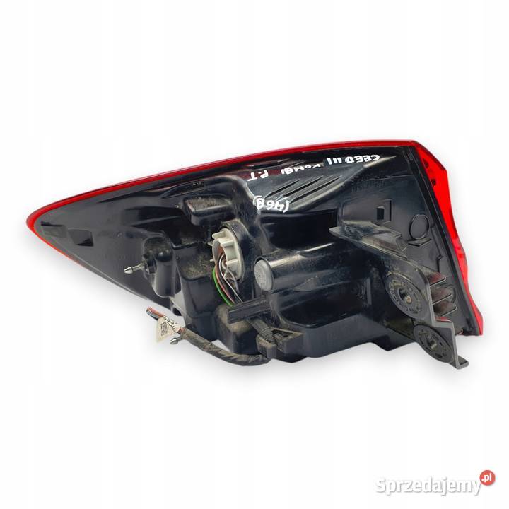 LAMPA PRAWA Kia Ceed Ceed III CD kombi tylna Chełm