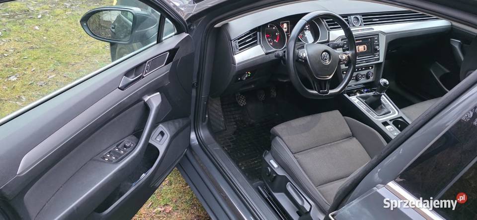 Volkswagen Passat B8 2019 131000km dolnośląskie Ścinawa