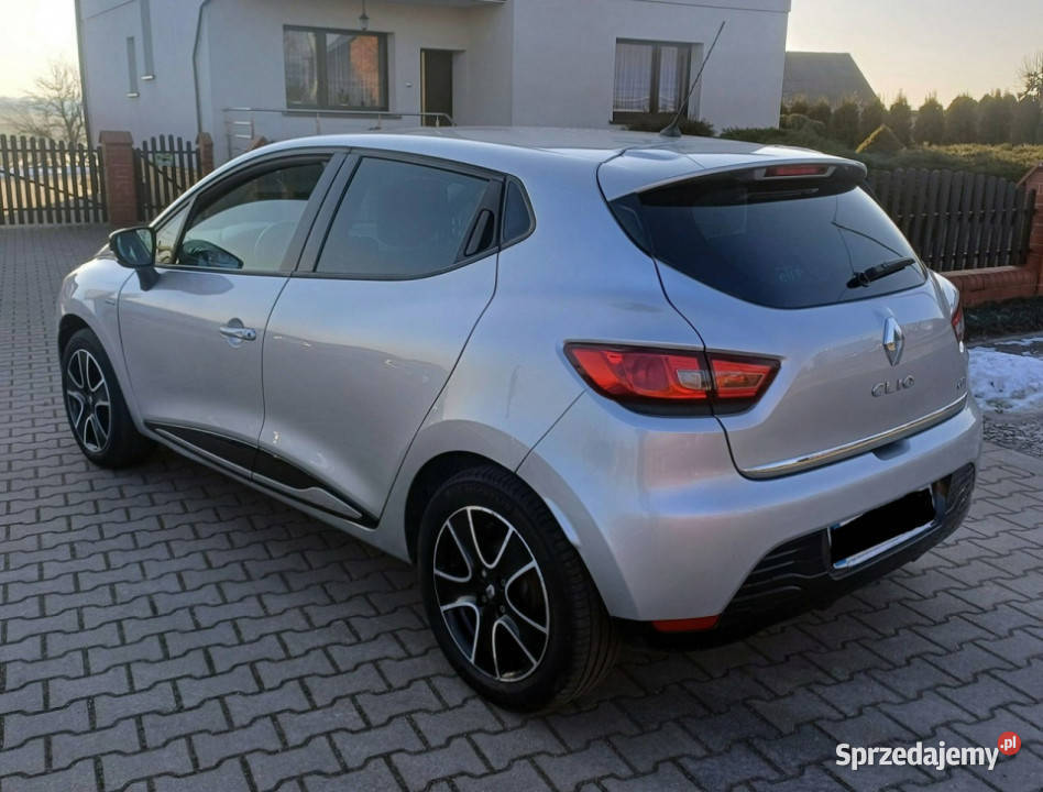 Renault Clio Limited 15 dCi 90 IV 2012 światła przeciwmgielne Renault Suchorzew