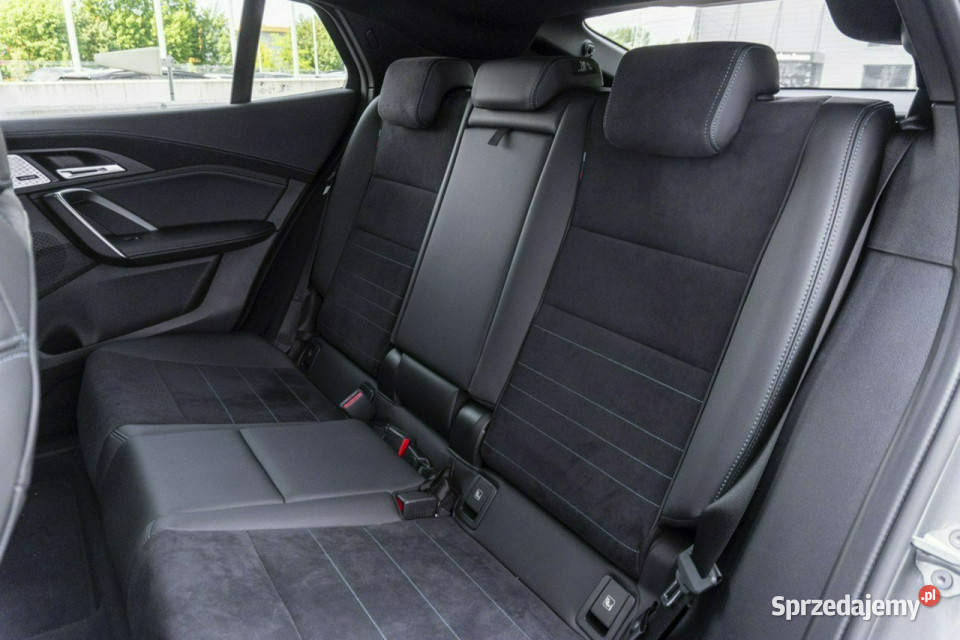 BMW iX2 iX2 eDrive20 z ratą 950 netto