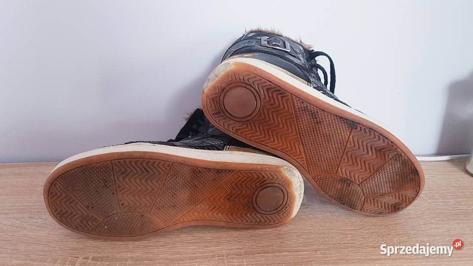 Buty Zimowe Z Futerkiem 34 Chybie