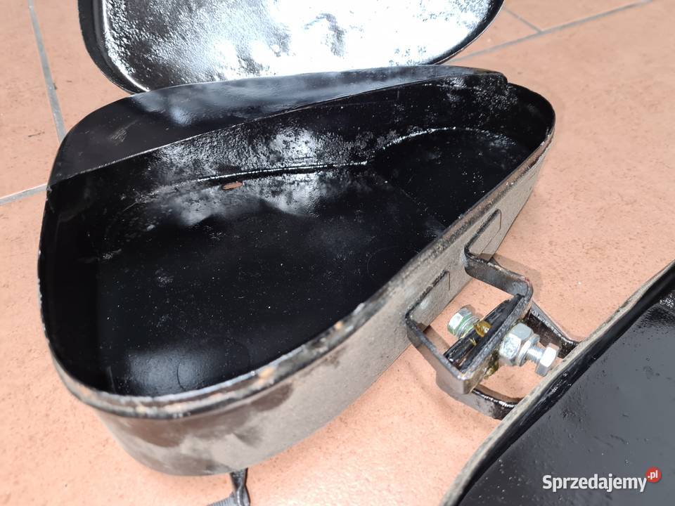 Narzędziówki puszki schowki boczne WSK 125 Rydułtowy