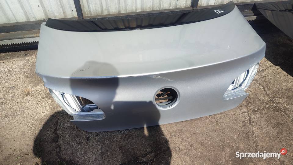 KLAPA POKRYWA BAGAŻNIKA TYŁ TYLNA VW PASSAT CC
