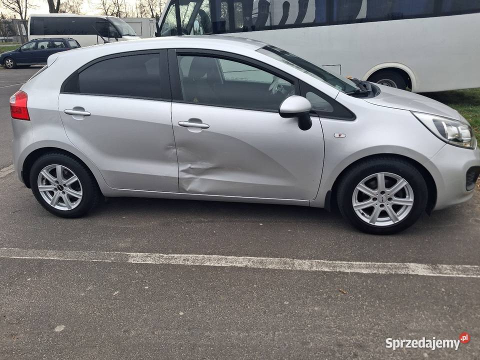 Kia rio III 13 benzyna 2014 Rio Leszno sprzedam