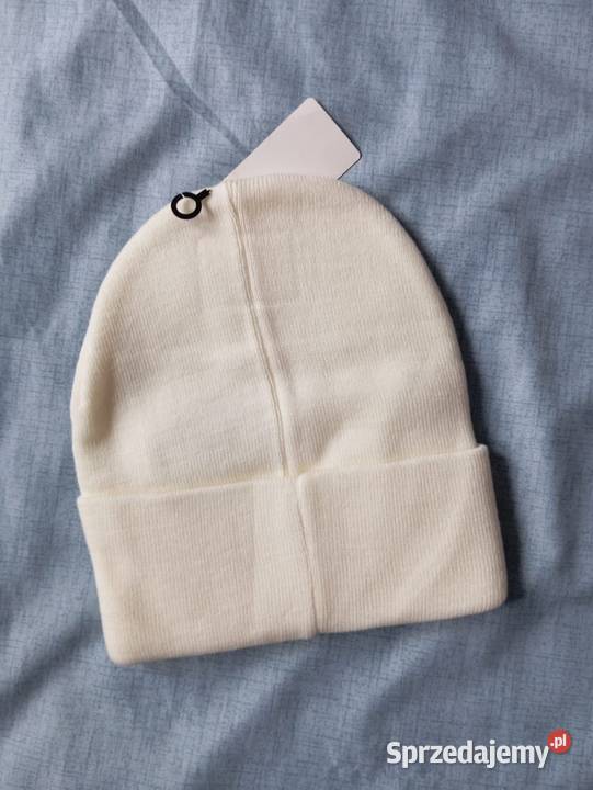 Czapka zimowa Hugo Boss ciepła i lekka rozmiar Białystok sprzedam