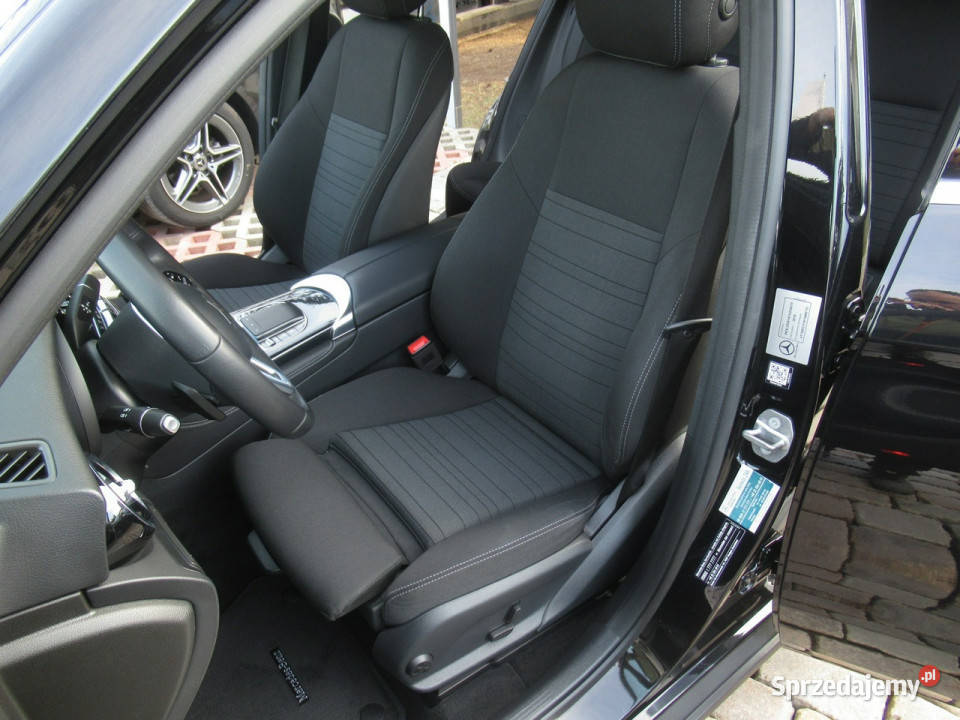 Mercedes GLC 200 BEZSZKODOWY Kamera Salon Polska czarny Warszawa