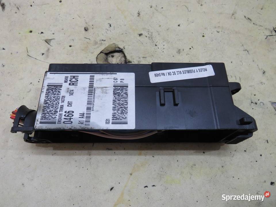 OBUDOWA SKRZYNKA BEZPIECZNIKÓW FORD KUGA MK2