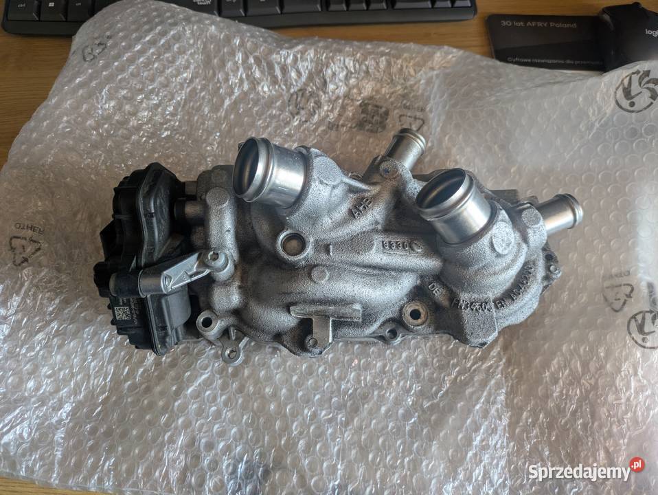 Pompa wody VW Volkswagen Golf 7 VII 15 TSI 130 osobowe łódzkie Łódź