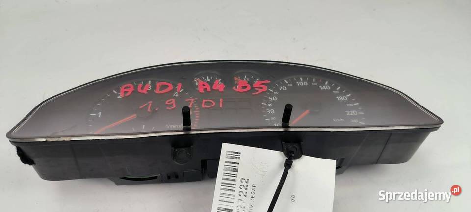 LICZNIK ZEGAR AUDI A4 B5 8D0919861A