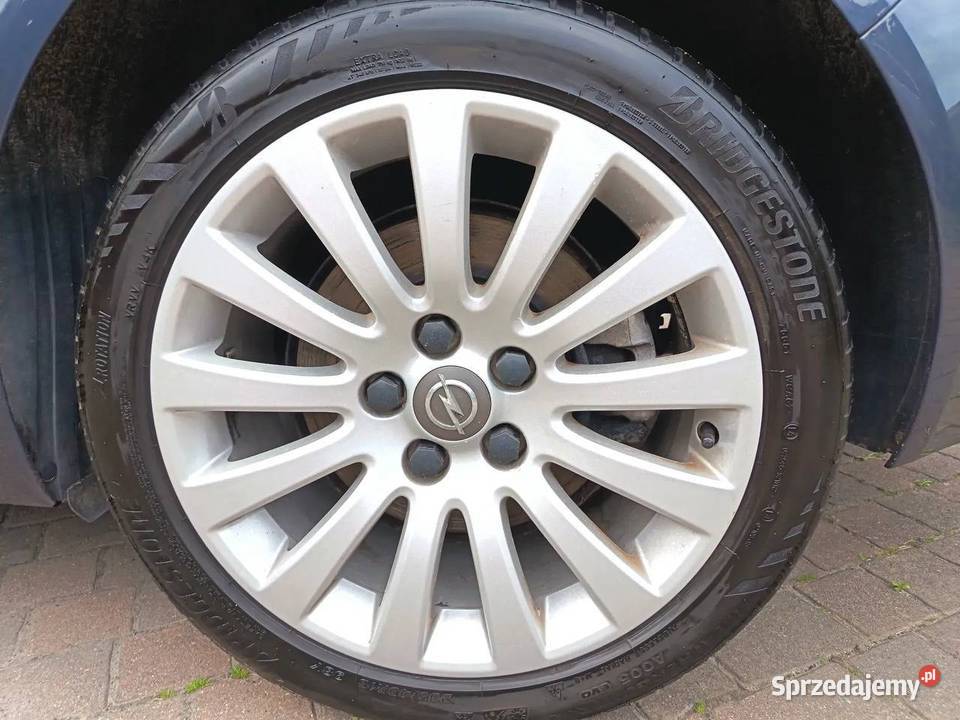 Opel Insignia benzyna 20 turbo 220 koni 220KM Częstochowa sprzedam
