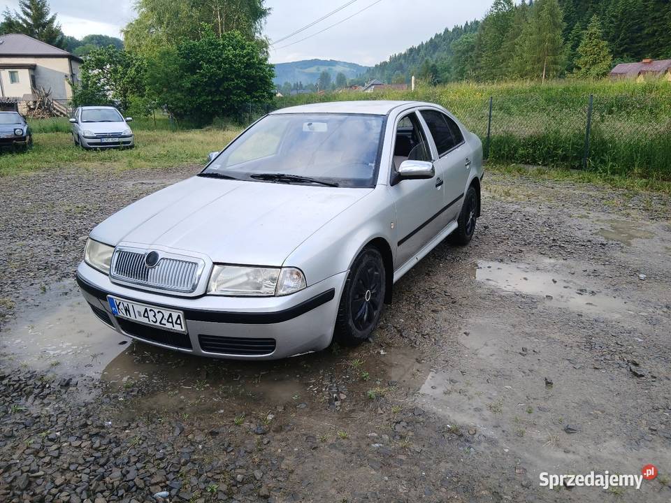 Skoda Octavia 14 benz 03r benzyna Nowy Sącz