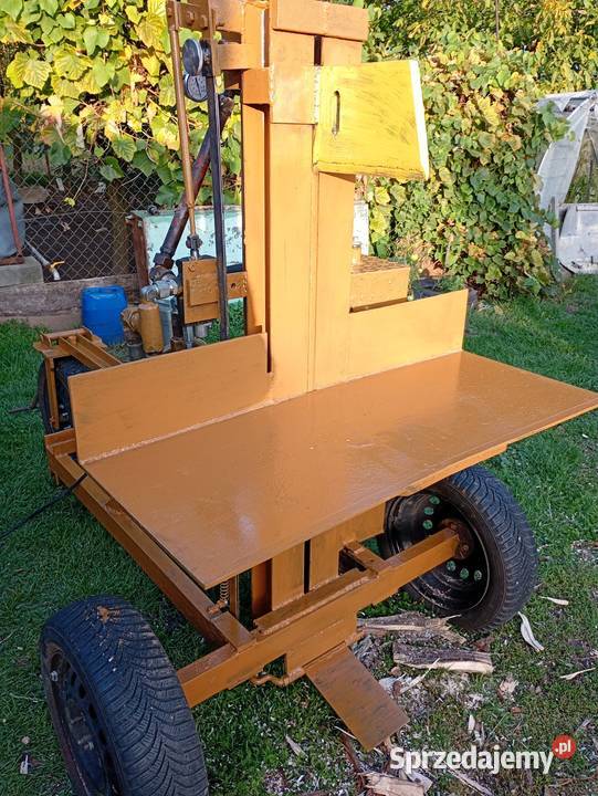Łuparka hydrauliczna pionowa sprinter 14ton Puławy