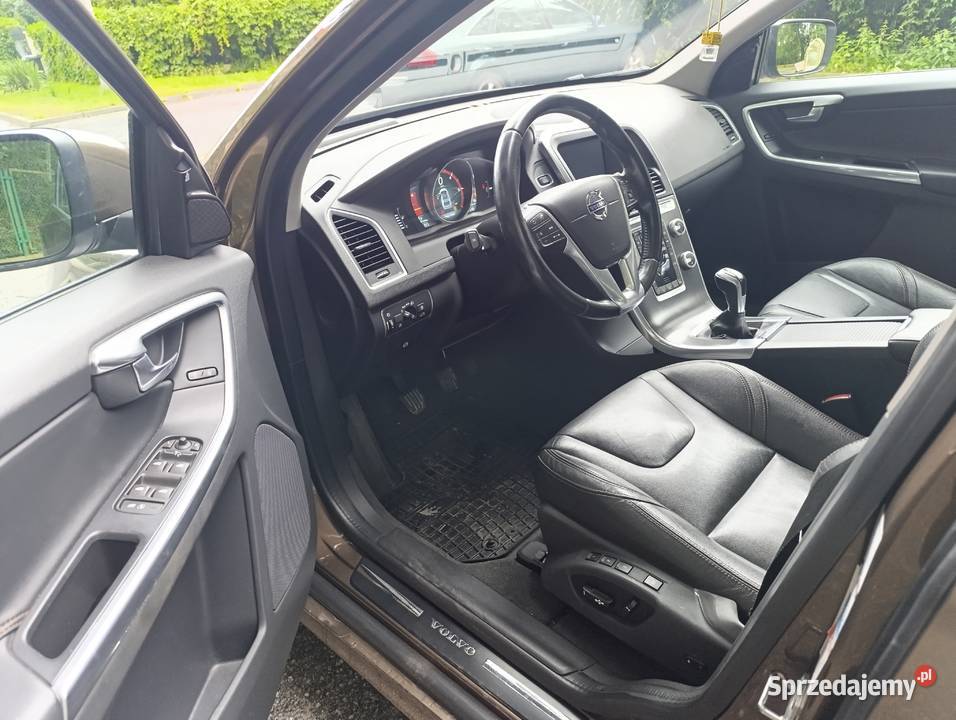 Volvo XC 60 20D 150 Wersja Summum Dzierżoniów