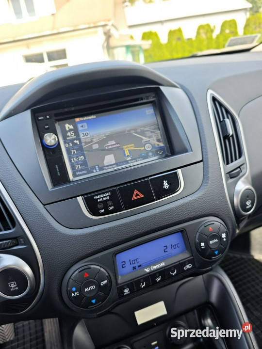 Hyundai ix35 Navi Kamera Serwis 4 x 4 Salon światła przeciwmgielne Nowy Sącz sprzedam