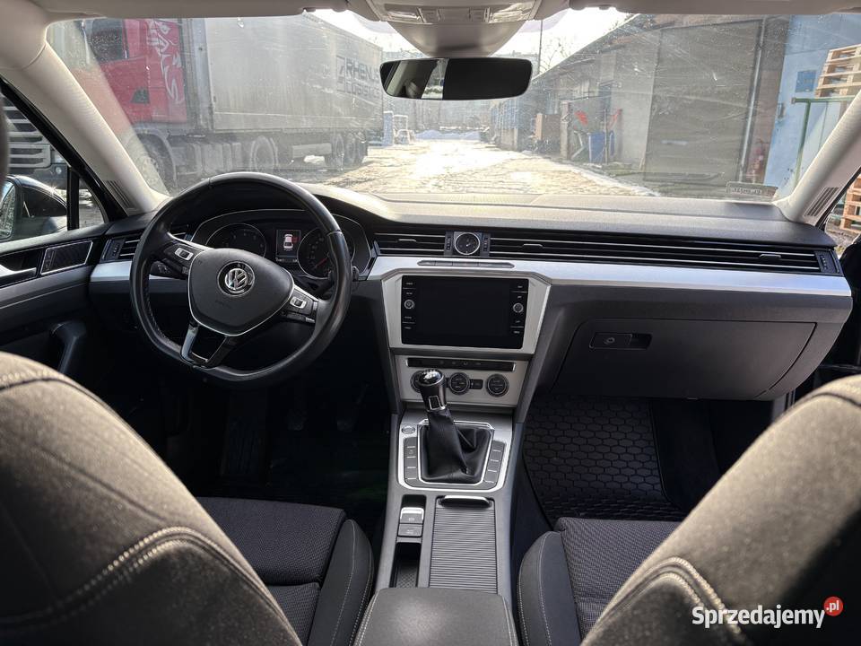 VW PASSAT 14 125 ComfortLine 2018 łódzkie Łódź