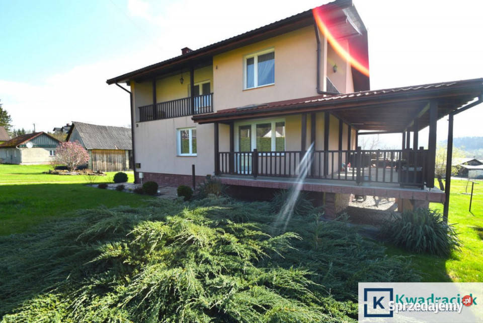 sprzedaży domu wolnostojącego Hłomcza 190m2 podkarpackie