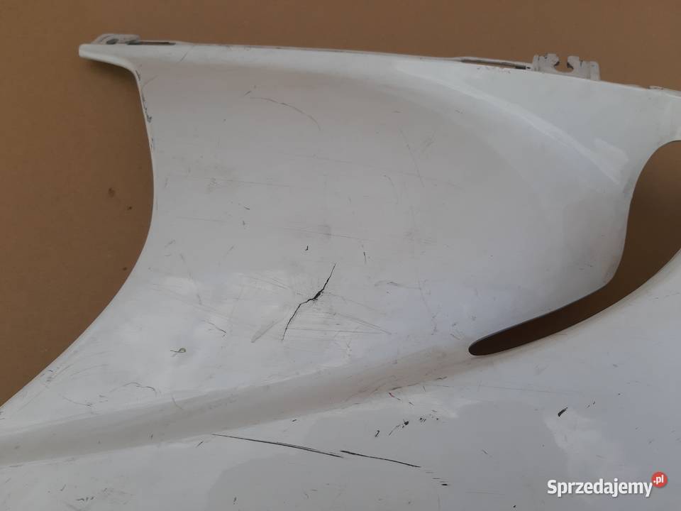 HONDA CBR 900RR OWIEWKA PRAWA DOLNA PŁUG Trzciel