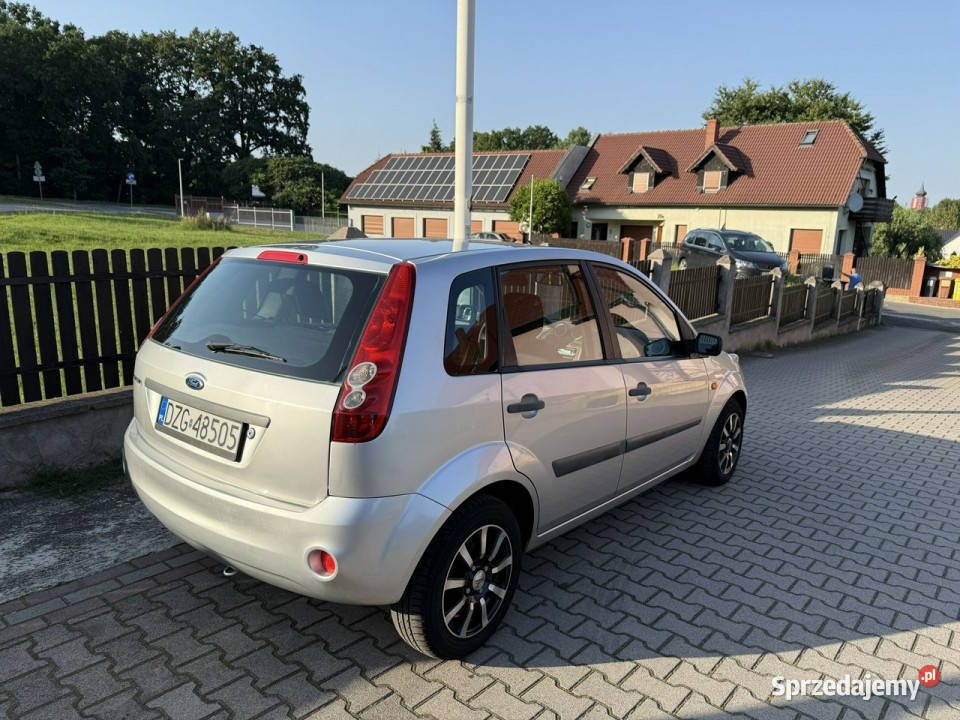 Ford Fiesta 13 benzyna zarejestrowana Mk6 Fiesta Bolesławiec