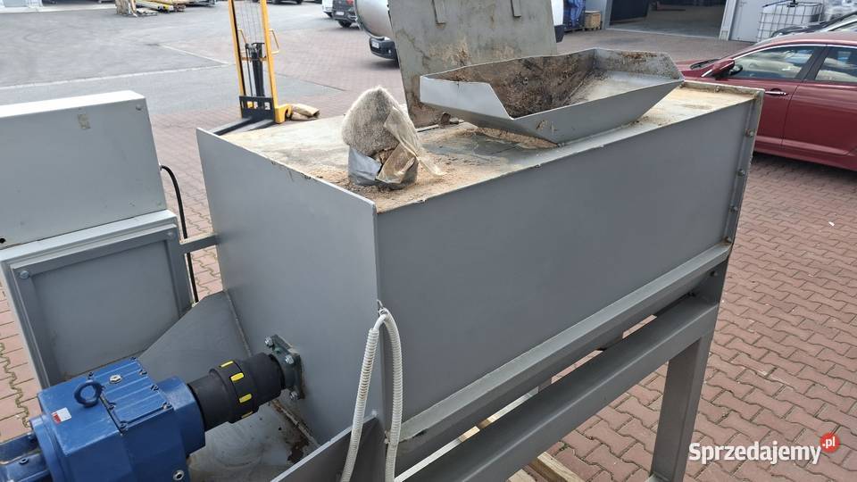 Mieszalnik poziomy wstęgowy z silnikiem Kryspinów sprzedam