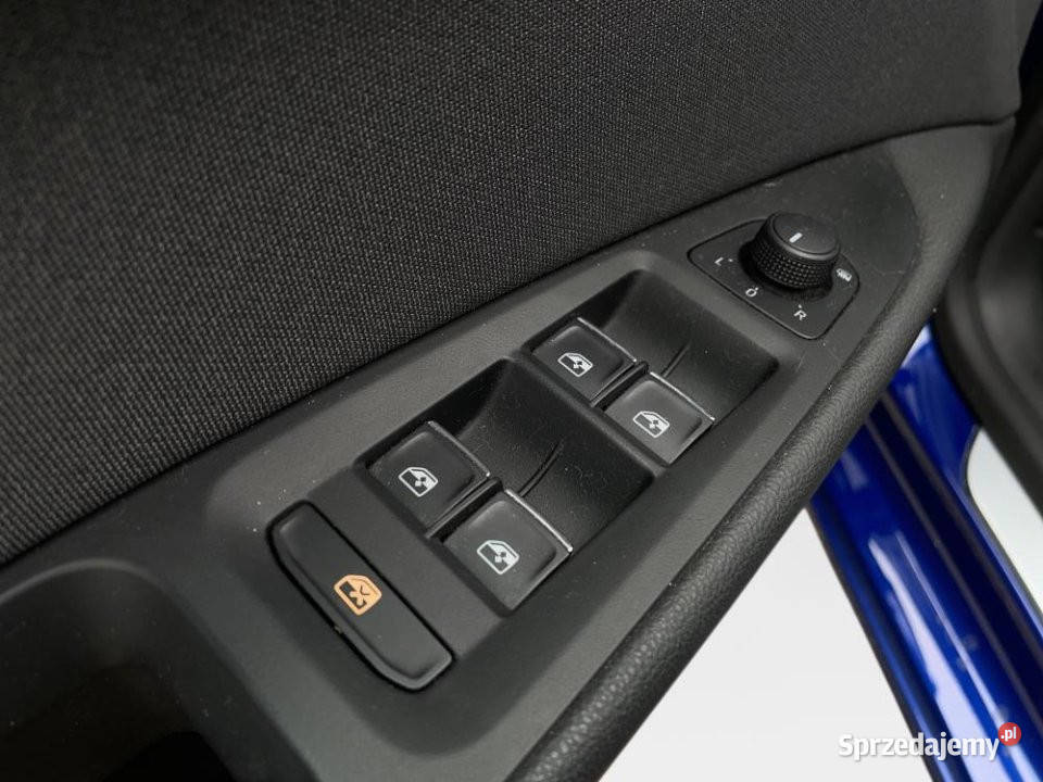 SEAT Leon 2018r Salon Tempomat Czujniki nieuszkodzony Warszawa