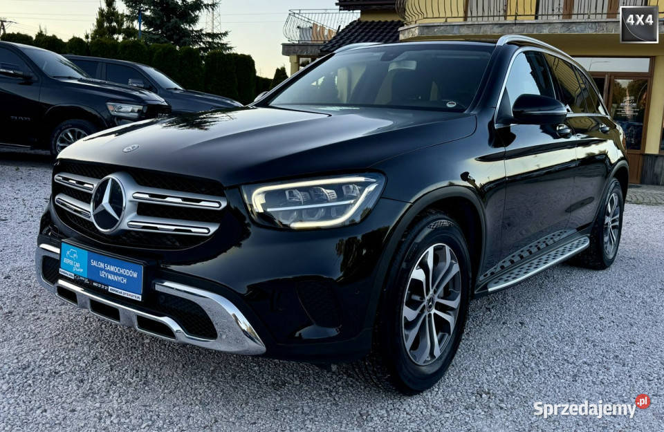 Mercedes GLC 300 FL4MaticSerwisowanyGwarancja Mercedes-Benz Kamienna Góra sprzedam