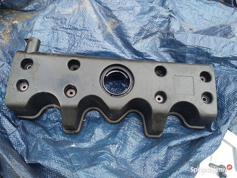 Citroen Saxo 15 D pokrywa zaworów 96368173180 osobowe Strzelce Krajeńskie sprzedam