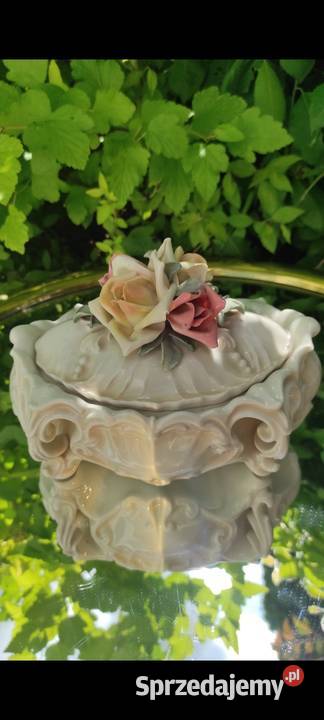 SZKATUŁA PORCELANOWA KARL ENS VOLKSTEDT RÓŻE łódzkie Pabianice