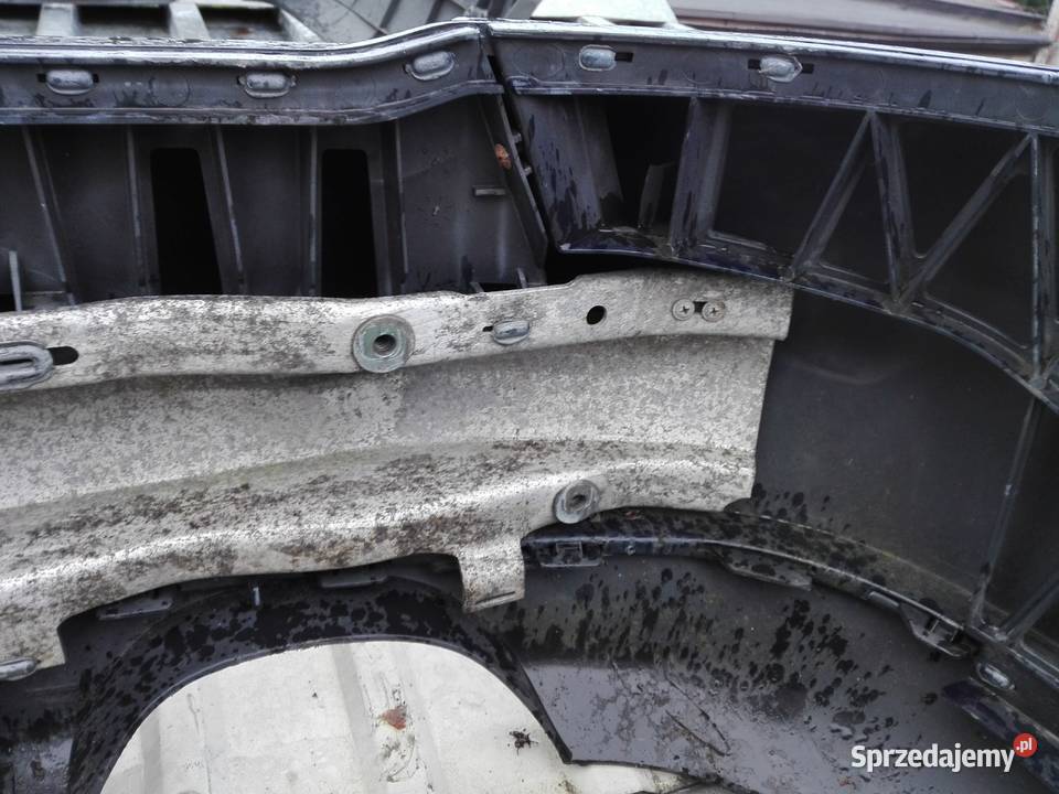 Audi A4 sedan zderzak tylny belka ślizgi Skarżysko-Kamienna