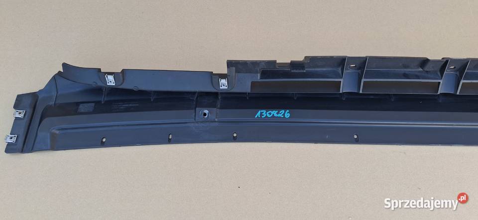 IVECO SWAY SPOILER DOKŁADKA PRZÓD LISTWA Bieleń
