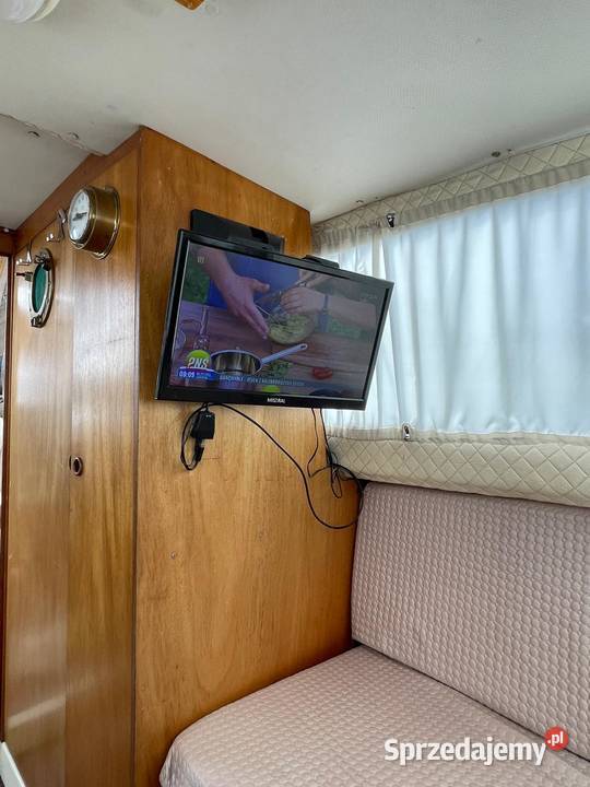 Łódź motorowa kabinowa houseboat Ruciane-Nida sprzedam
