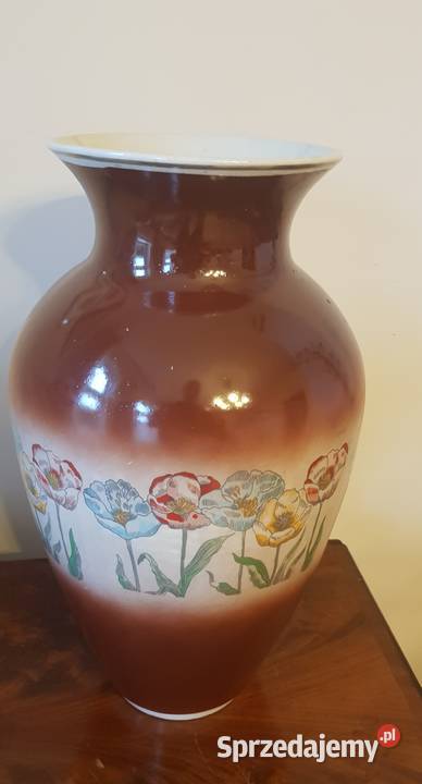 Wazon Chodzież unikat porcelit