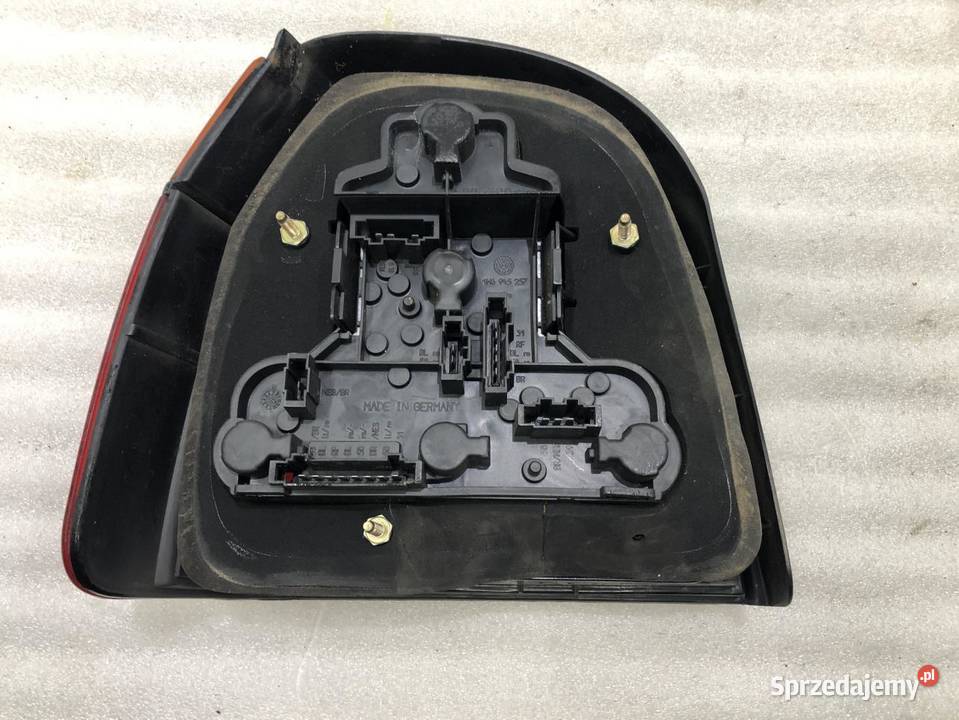 LAMPA PRAWY TYŁ VOLKSWAGEN GOLF III 1H6945257 wielkopolskie
