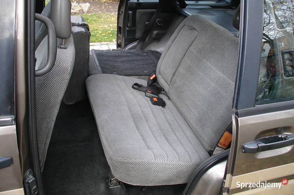 Nissan Prairie PRO M11 1992 silnik CA20S żółte świętokrzyskie Kielce sprzedam