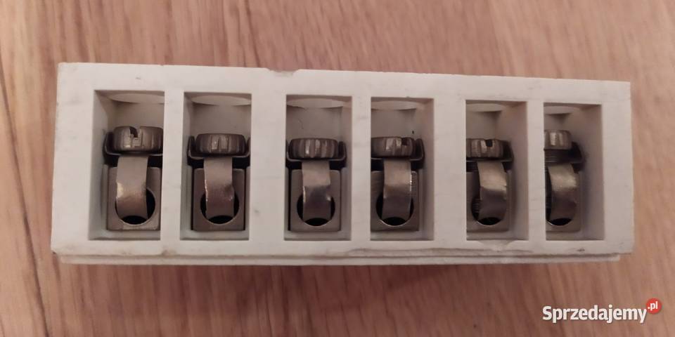 157 KOSTKA STARA ELEKTRYCZNA ZASILAJĄCA CCCP Pozostałe Łódź