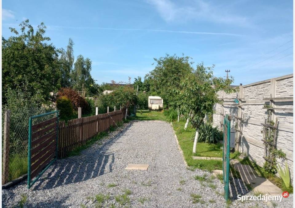 Działka budowlana z budynkami gospodarczymi Sprzedaż dolnośląskie Piława Górna
