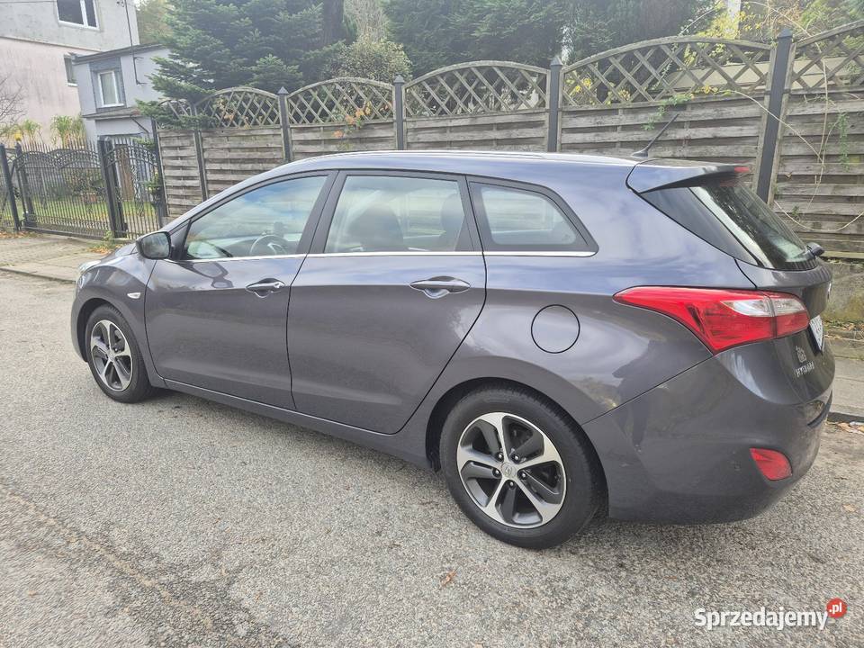 Hyundai i30 2016 lift 16 benzyna bezwypadkowy elektrochrom. lusterko wst. pomorskie Gdynia