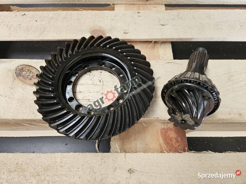 Wałek ataku koło Z9x37 FWD Ford 7700 7600 dolnośląskie Byków
