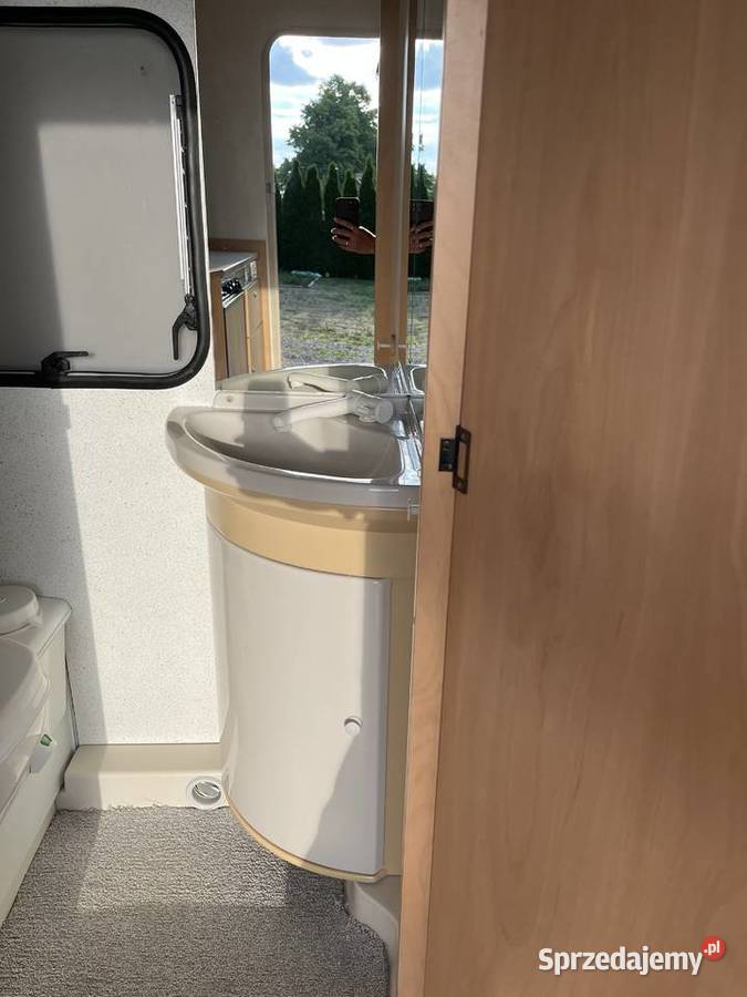 Przyczepa kempingowa Burstner 360 TL Sportiv Przyczepy i naczepy