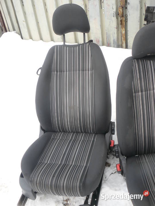 Fotel lewy prawy Volkswagen Fox 20052010