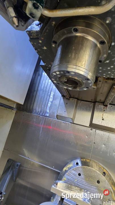 HAAS UMC750SS 2016 5osiowe centrum CNC 40 Chybie