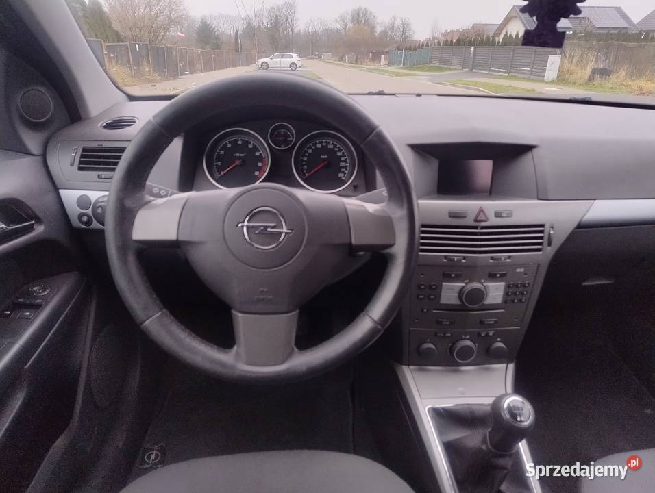 Opel Astra H GTC 2006r 16 105 EcoTec Twinport ASR (kontrola trakcji) Astra