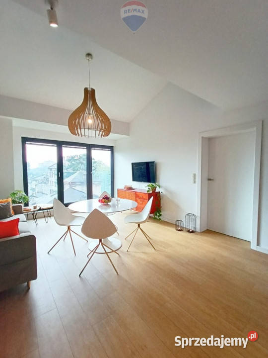 Nowoczesne dwupoziomowe mieszkanie w Centrum Bielsko-Biała