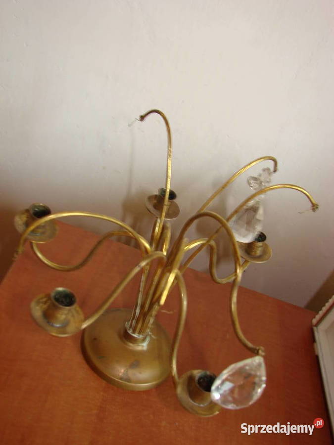 stary mosiężny świecznik