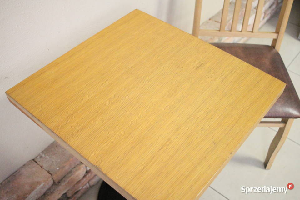 Stoliki do lokalu punktu gastronomicznego DREWNO Pszczyna sprzedam