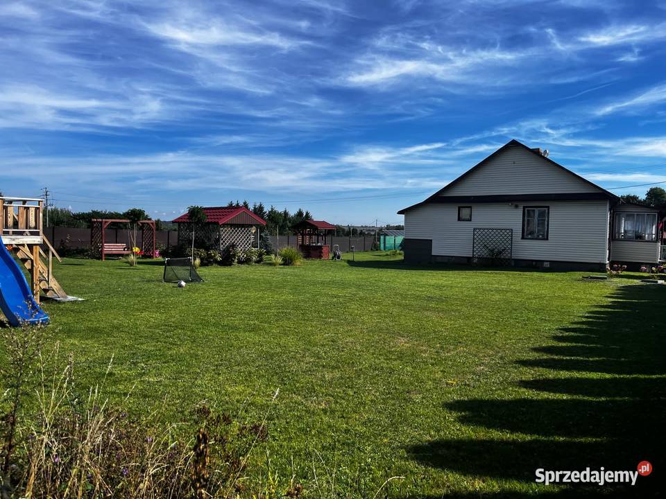 DOM 83 m DZIAŁKA 1267 m BUDYNEK GOSPODARCZY 349 83m2