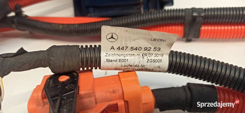 MERCEDES VITO W447 KLAPKA PRZEWÓD ŁADOWANIA